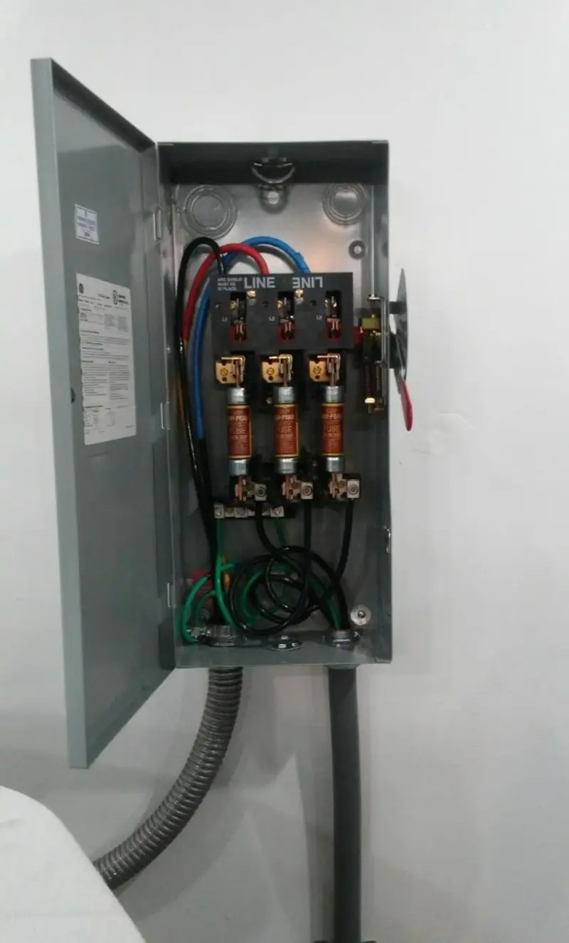 Three-phase disconnect switch installed for Smoke Detector Installation in West Manchester